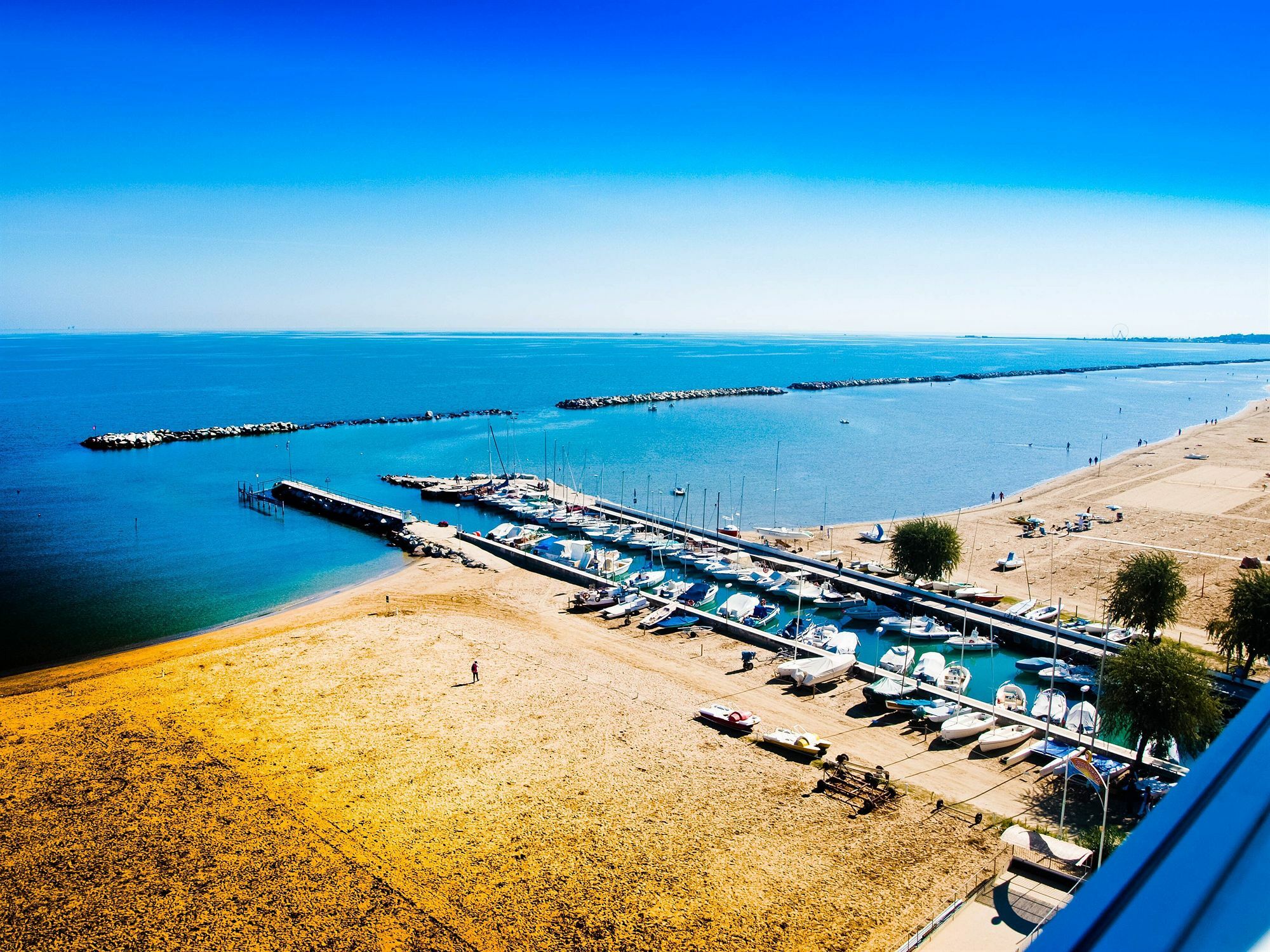 Terminus Apartahotel 4*